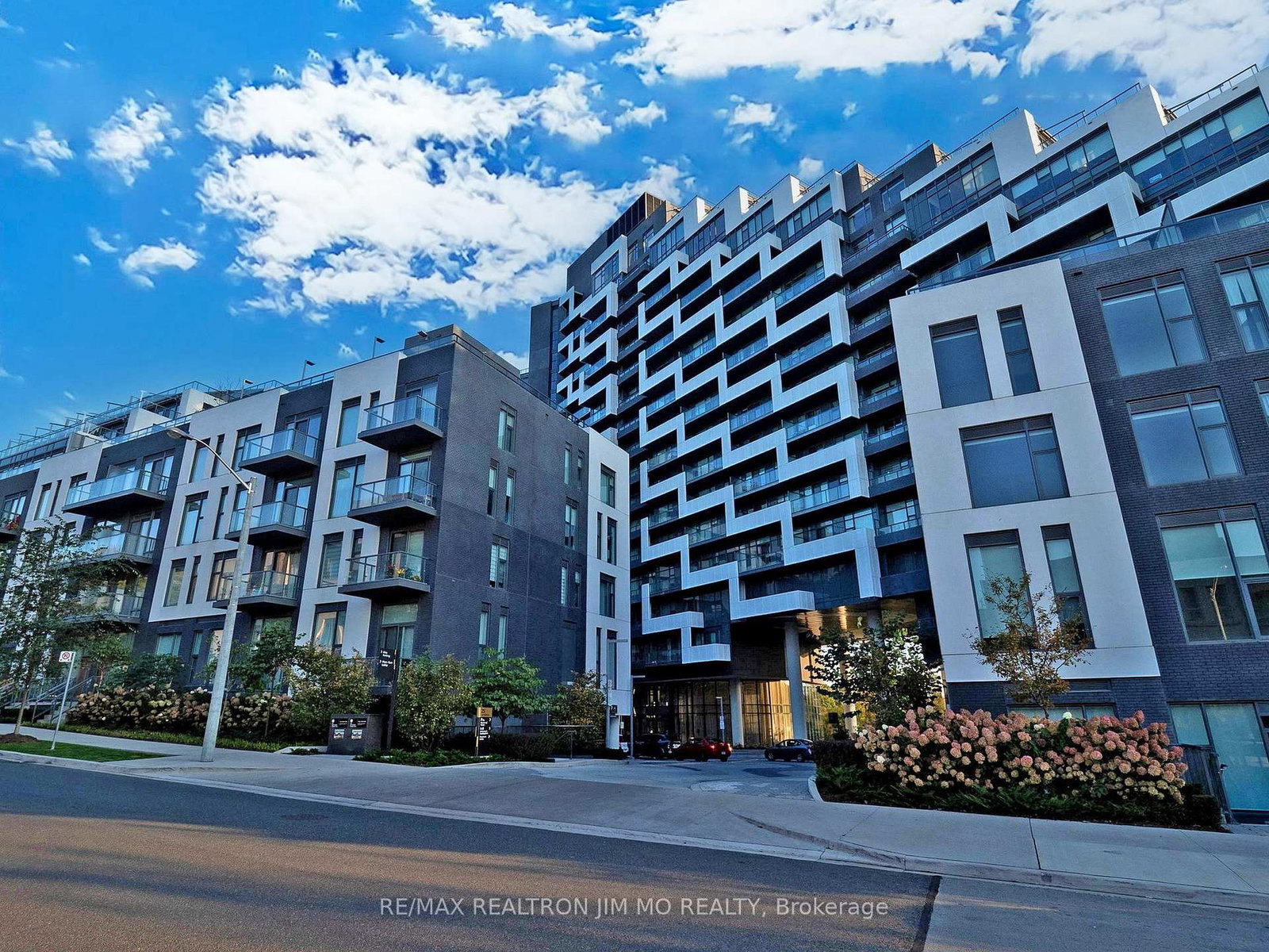 25-adra-grado-way-north-york-ontario-c12220844