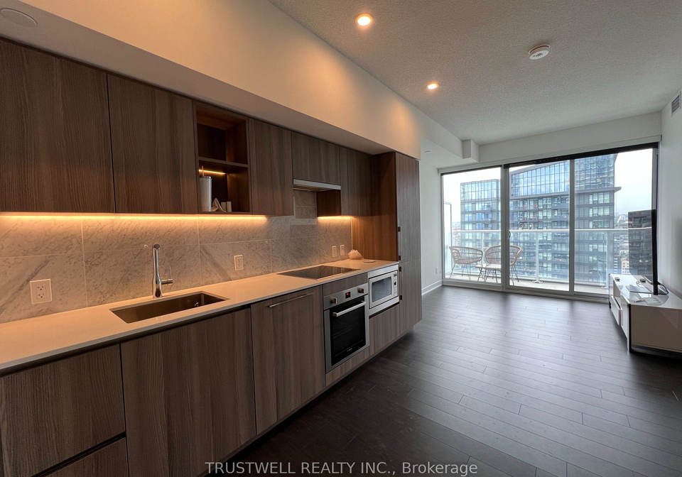 17-bathurst-street-toronto-ontario-c12220851