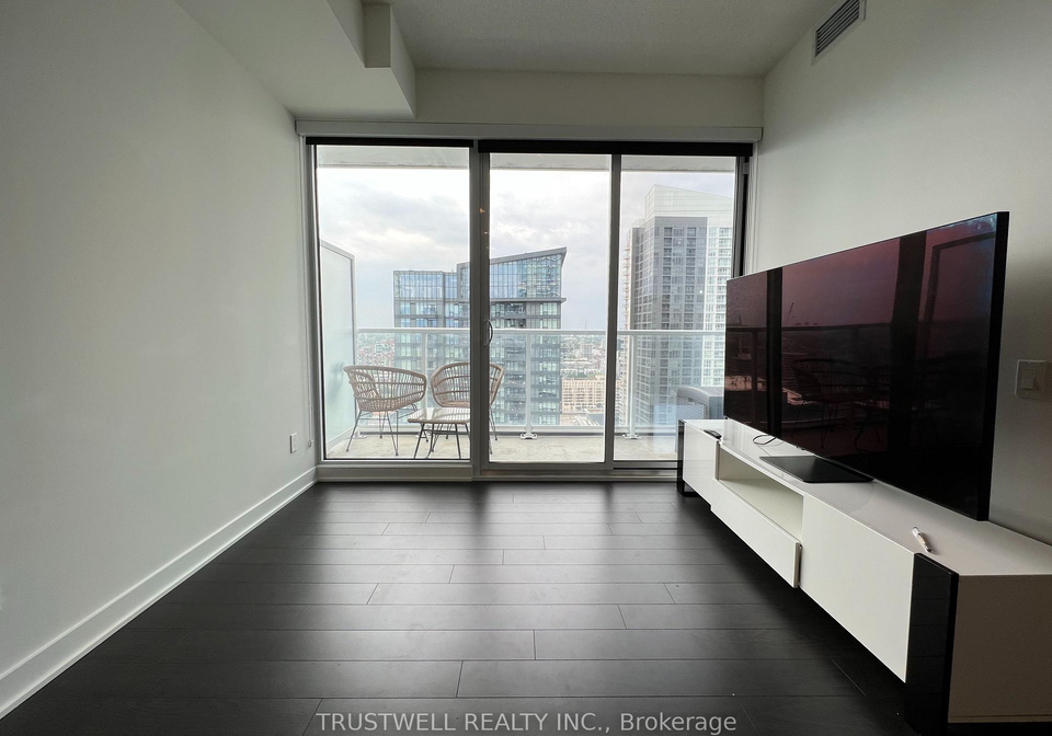 17-bathurst-street-toronto-ontario-c12220851