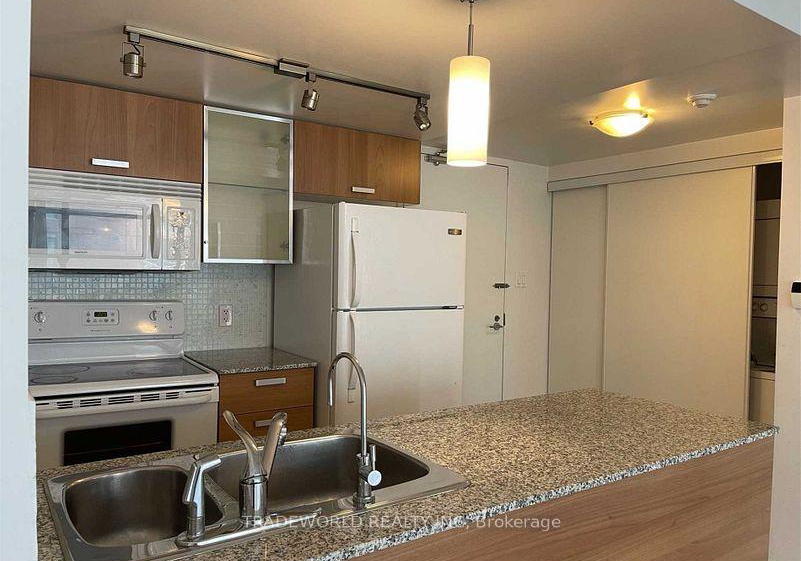 37-grosvenor-street-toronto-ontario-c12220905
