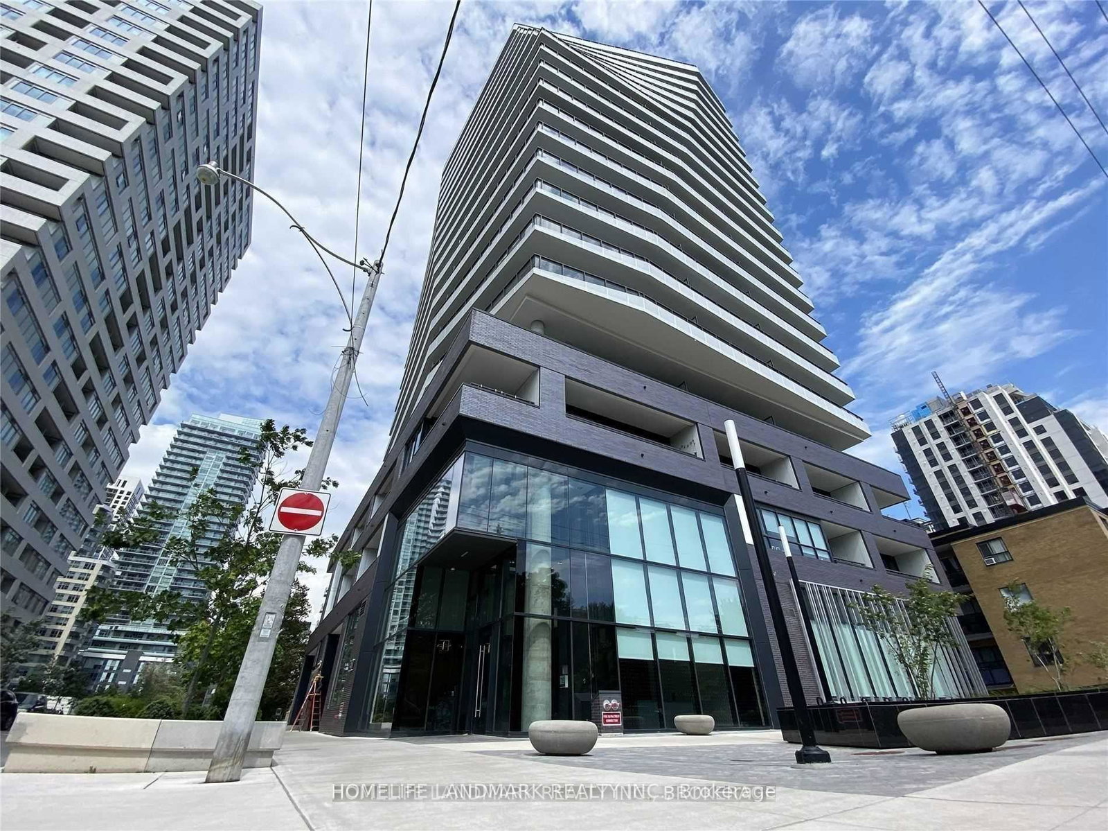 11-lillian-street-toronto-ontario-c12221345