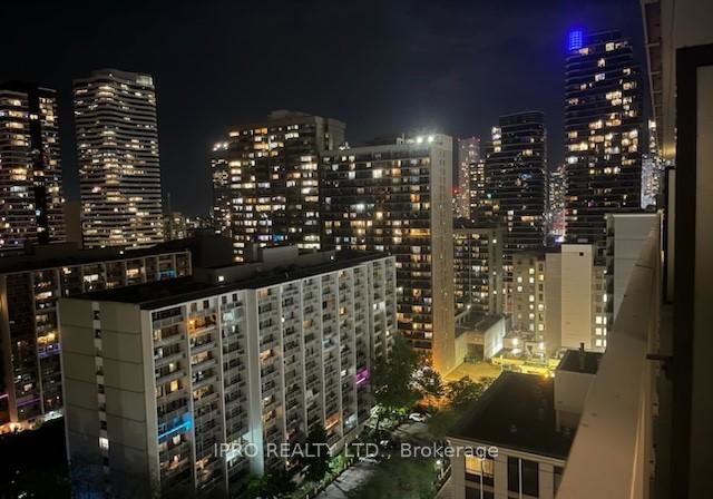 501-yonge-street-toronto-ontario-c12221347