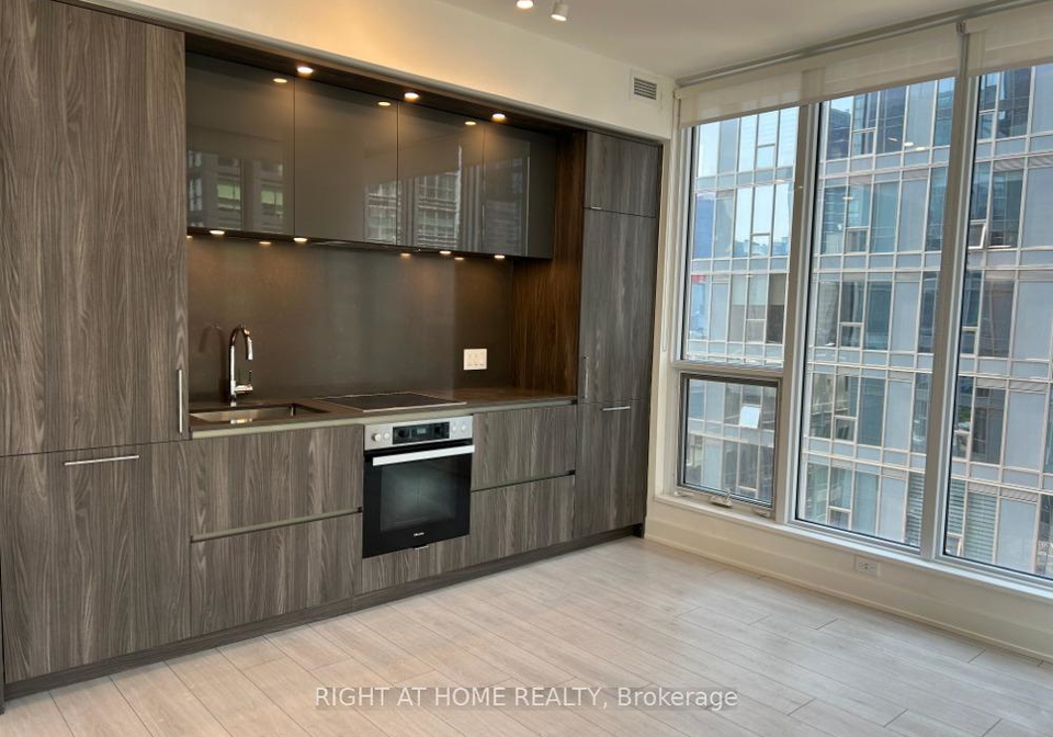 15-mercer-street-toronto-ontario-c12221433