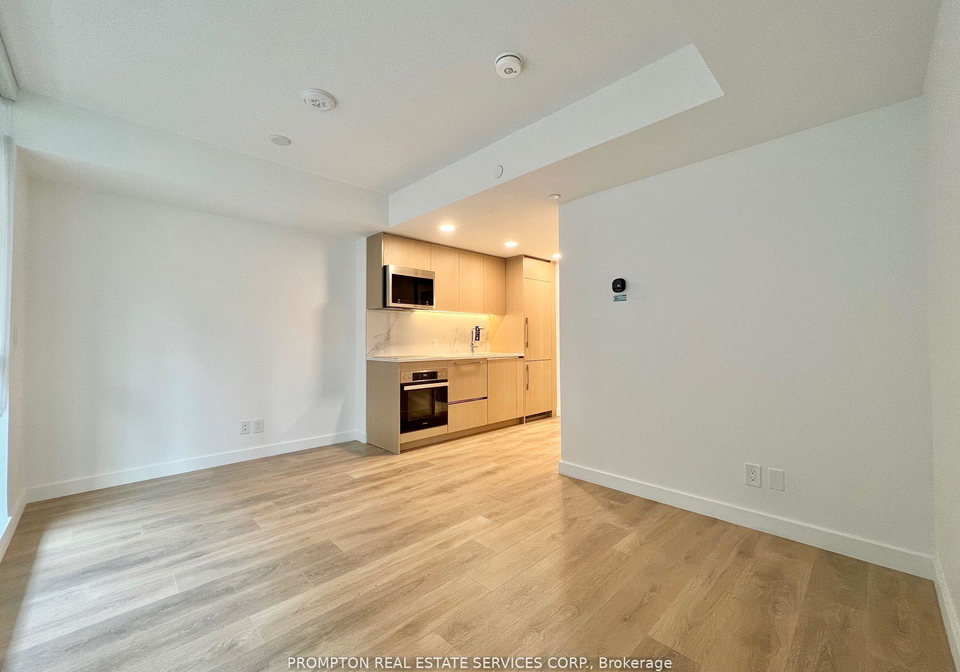 38-widmer-street-toronto-ontario-c12221759