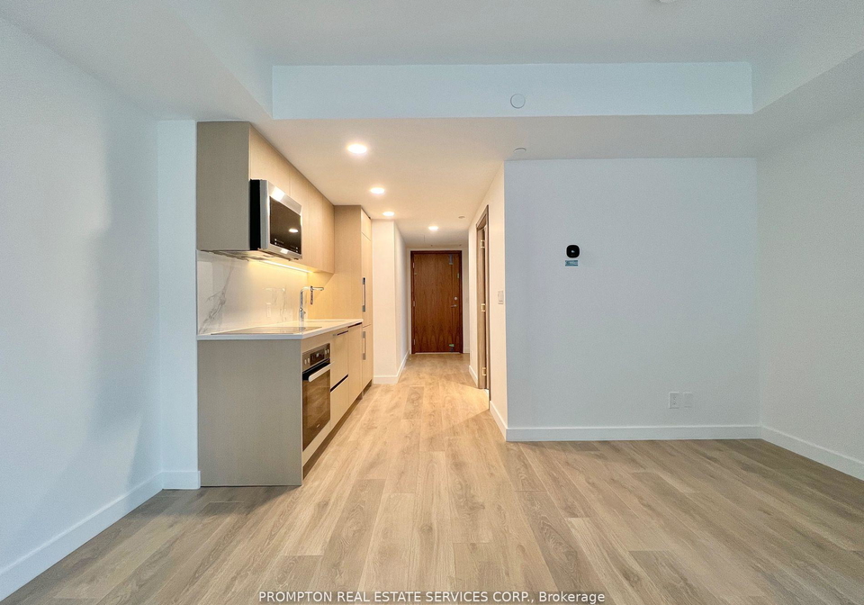 38-widmer-street-toronto-ontario-c12221759