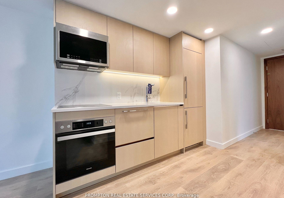 38-widmer-street-toronto-ontario-c12221759