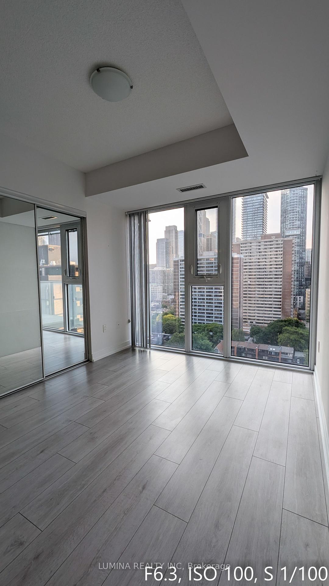 50-wellesley-street-e-toronto-ontario-c12221813