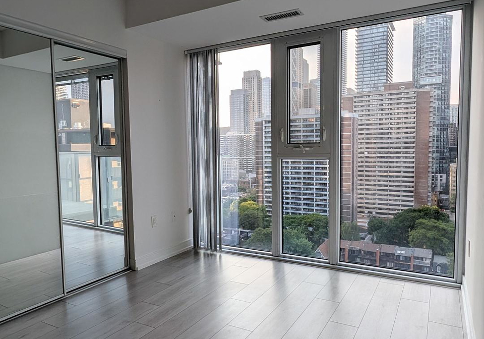 50-wellesley-street-e-toronto-ontario-c12221813