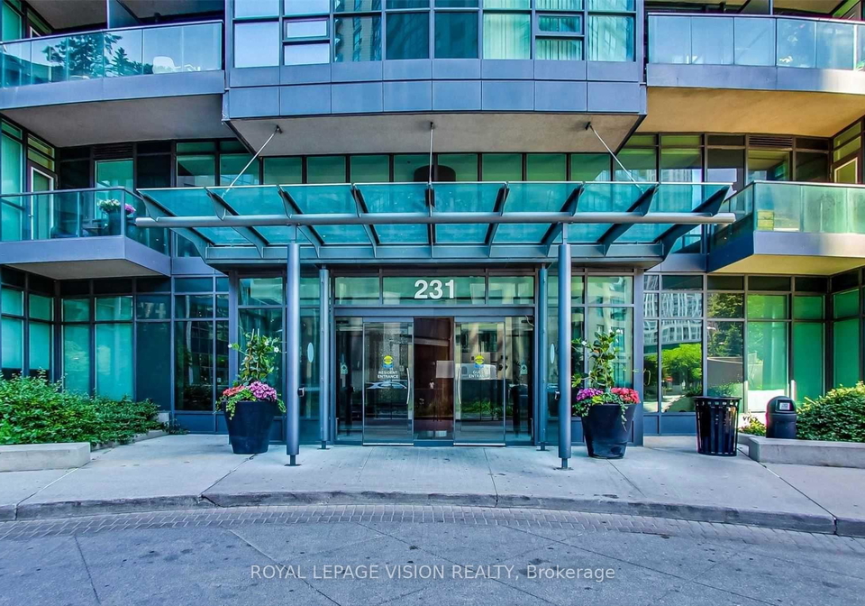 231-fort-york-boulevard-w-toronto-ontario-c12222088