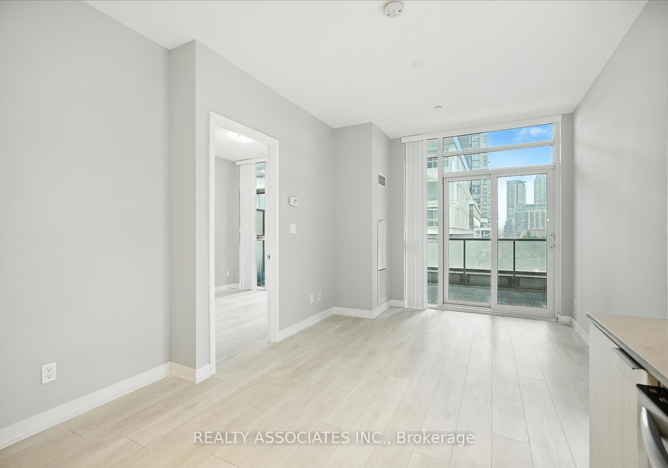 30-ordnance-street-toronto-ontario-c12222236