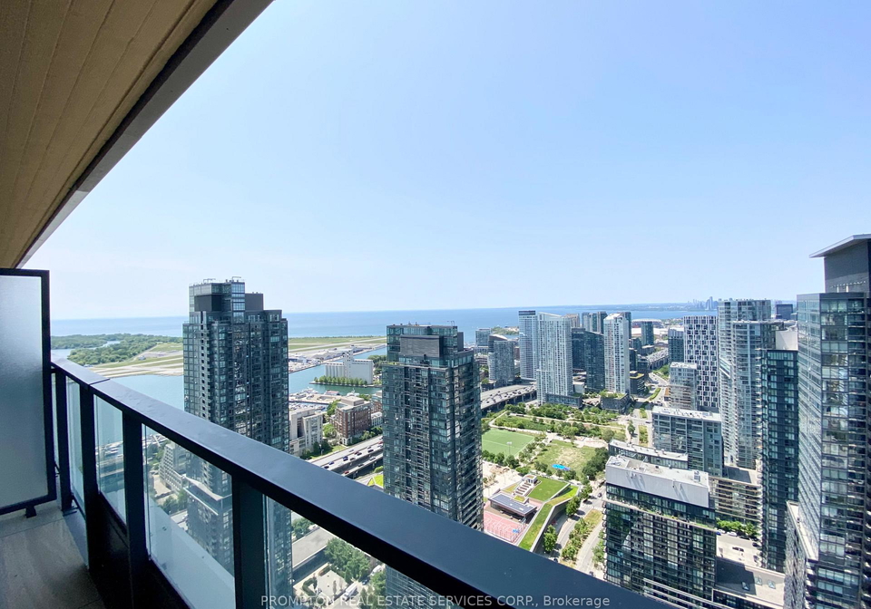 3-concord-cityplace-way-toronto-ontario-c12222260
