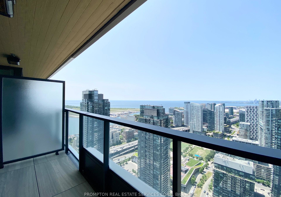 3-concord-cityplace-way-toronto-ontario-c12222260
