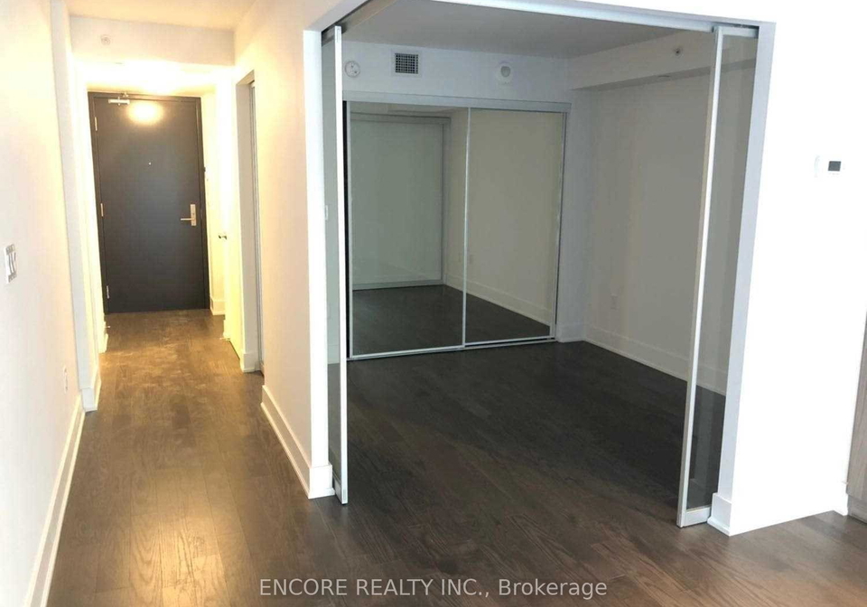 955-bay-street-toronto-ontario-c12222327