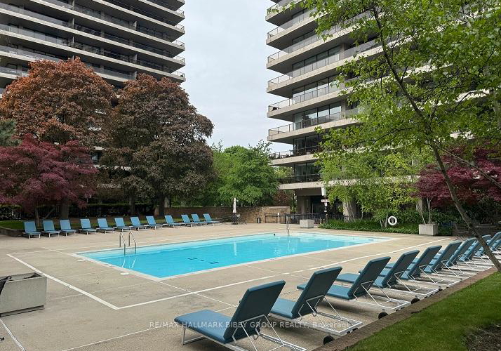 20-avoca-avenue-toronto-ontario-c12222383