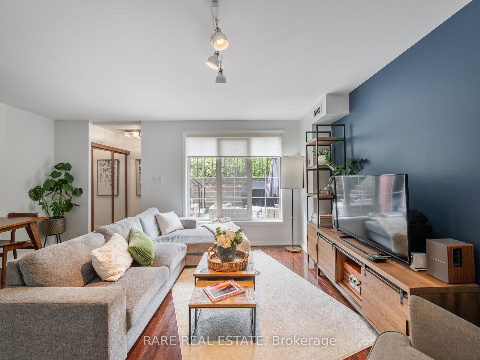 60-douro-street-toronto-ontario-c12222440