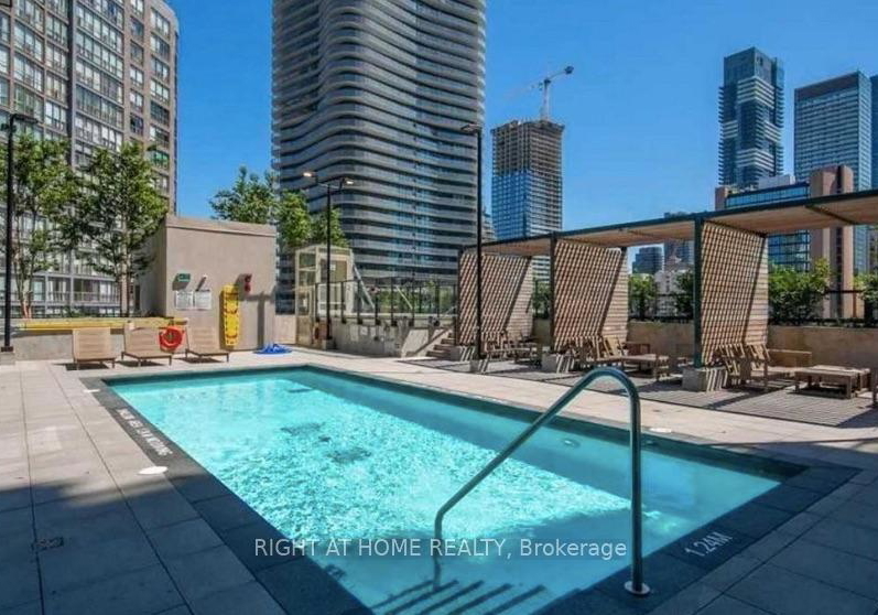 955-bay-street-toronto-ontario-c12222445