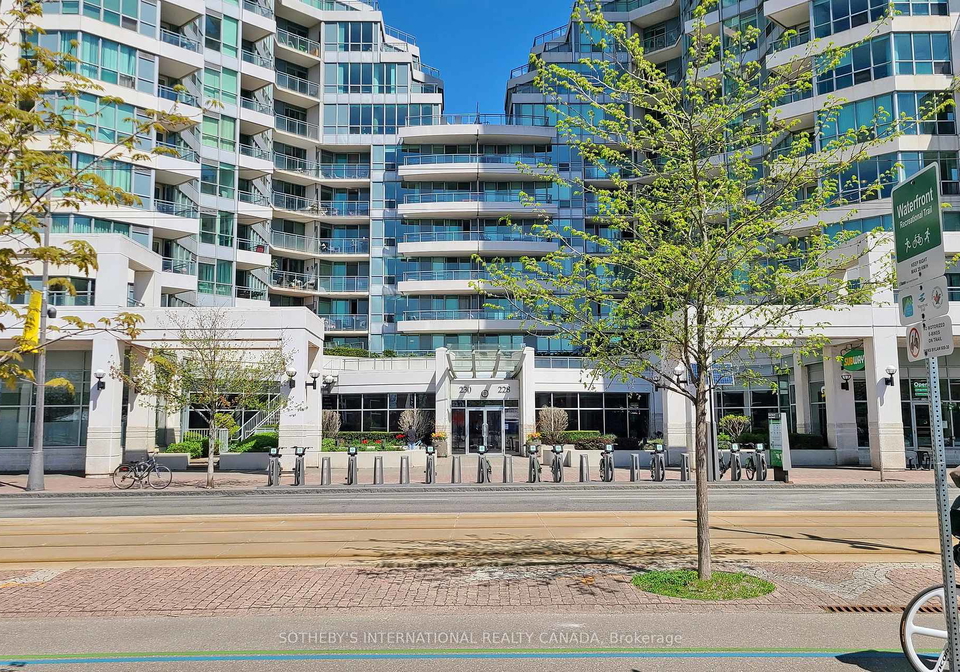 228-queens-quay-w-toronto-ontario-c12222520