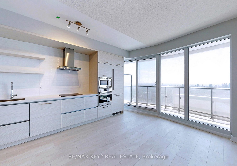 2221-yonge-street-toronto-ontario-c12222537