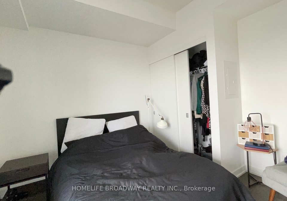 25-richmond-street-e-toronto-ontario-c12222804