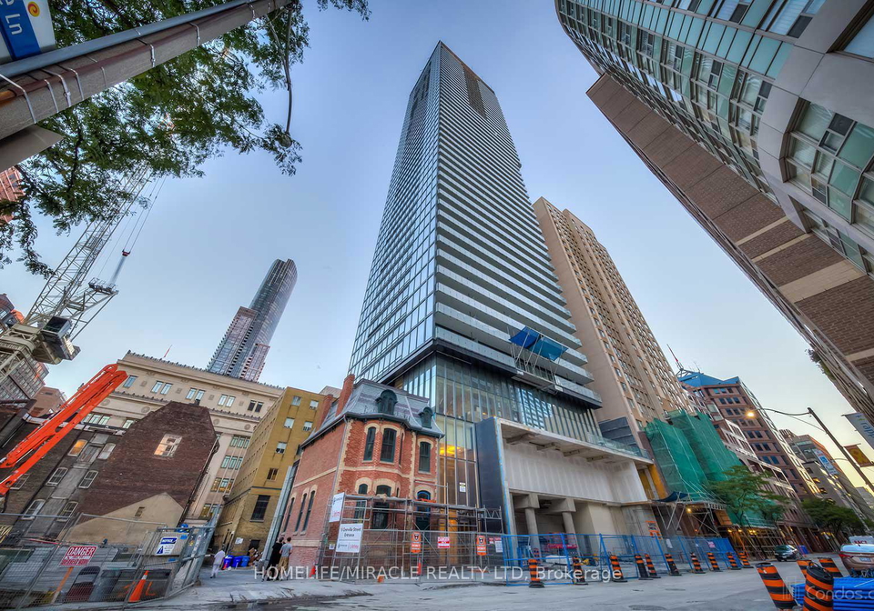 15-grenville-street-toronto-ontario-c12222823
