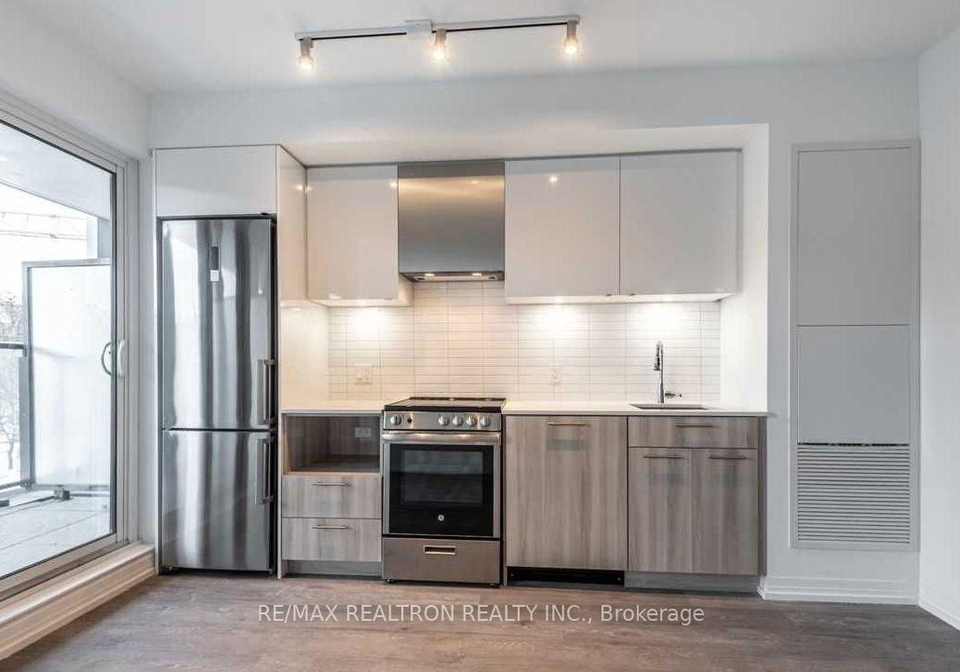 251-jarvis-street-toronto-ontario-c12222845
