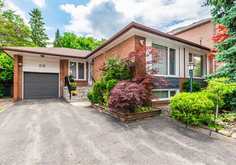 17-maureen-drive-north-york-ontario-c12222981