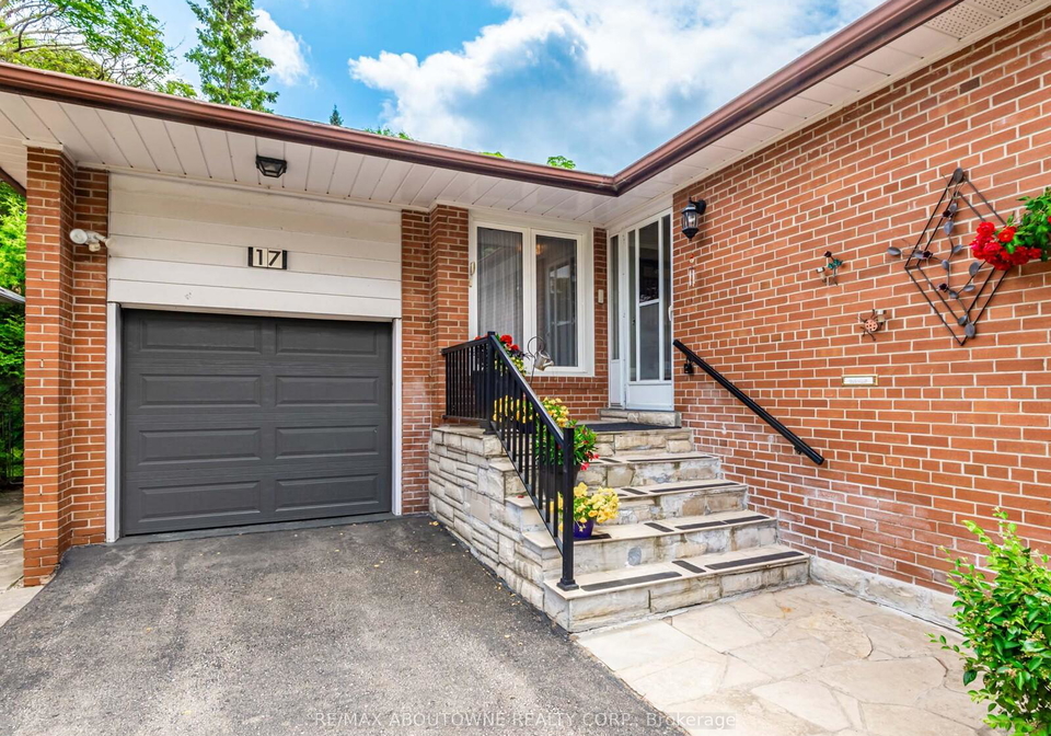 17-maureen-drive-north-york-ontario-c12222981