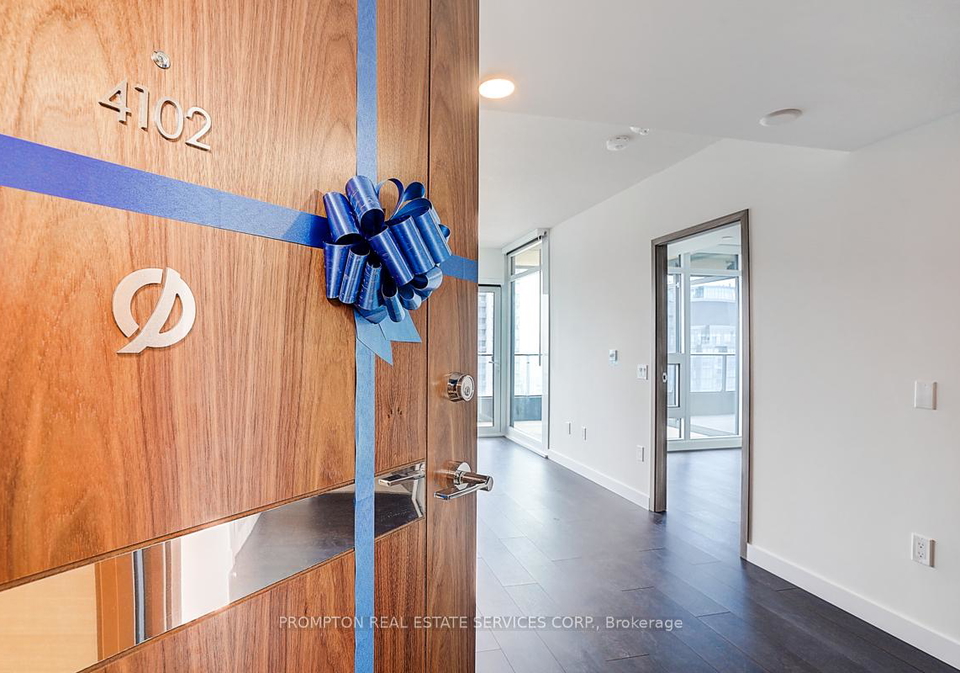 3-concord-cityplace-way-toronto-ontario-c12223127