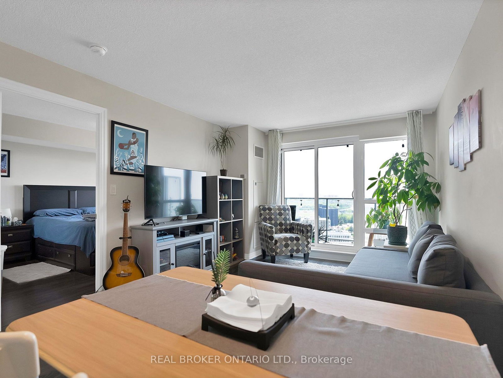 2015-sheppard-avenue-e-north-york-ontario-c12223236