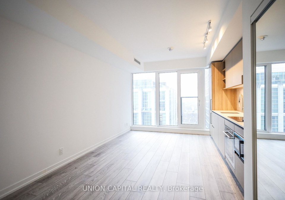 55-mercer-street-toronto-ontario-c12223445