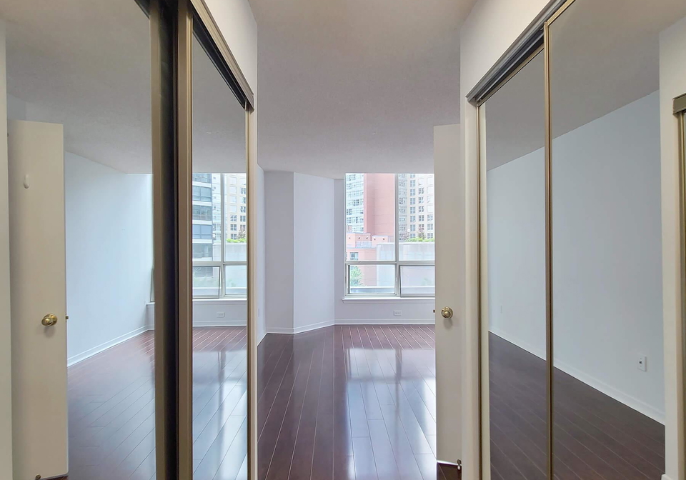 44-st-joseph-street-toronto-ontario-c12223671