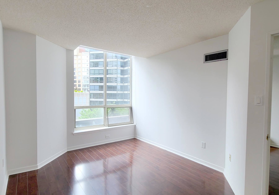 44-st-joseph-street-toronto-ontario-c12223671