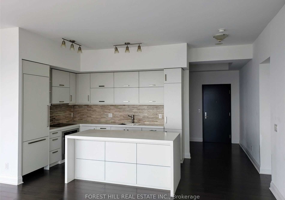 1080-bay-street-toronto-ontario-c12223909