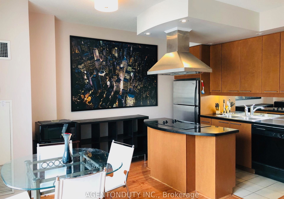 1121-bay-street-toronto-ontario-c12224014