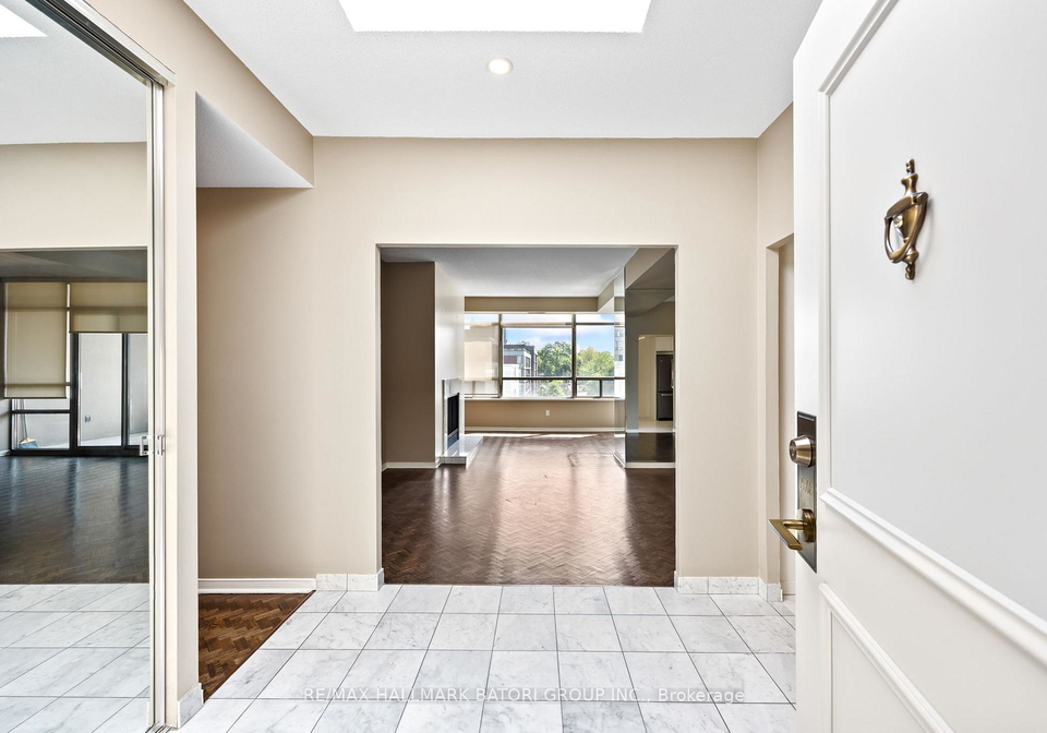 18-lower-village-gate-toronto-ontario-c12224138