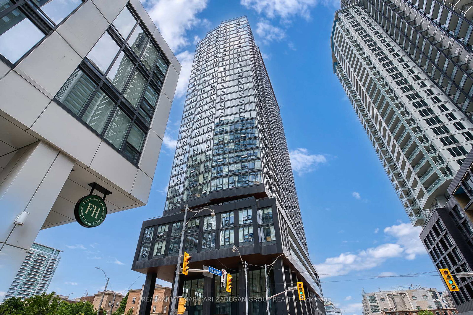 19-western-battery-road-toronto-ontario-c12224580