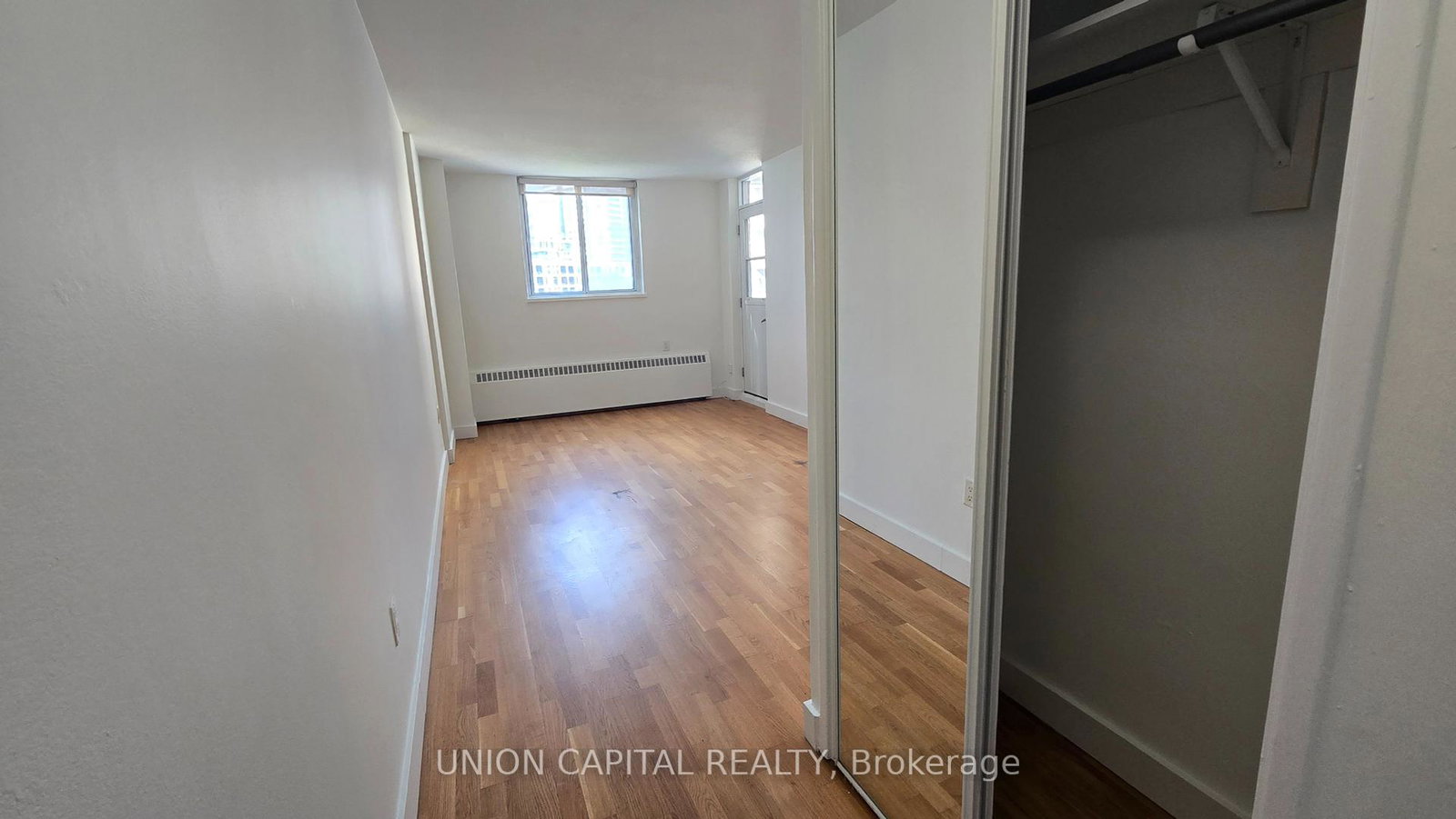 230-oak-street-toronto-ontario-c12224785