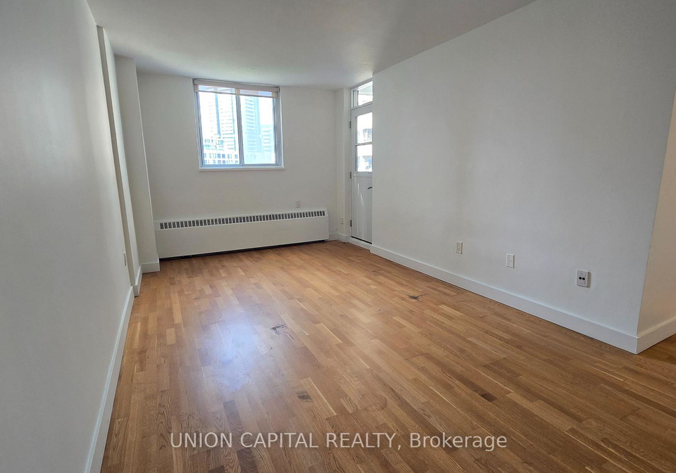 230-oak-street-toronto-ontario-c12224785