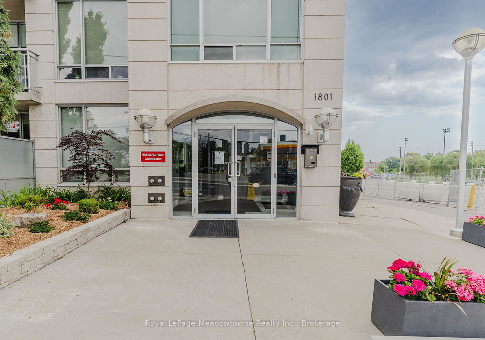 1801-bayview-avenue-e-east-york-ontario-c12224844