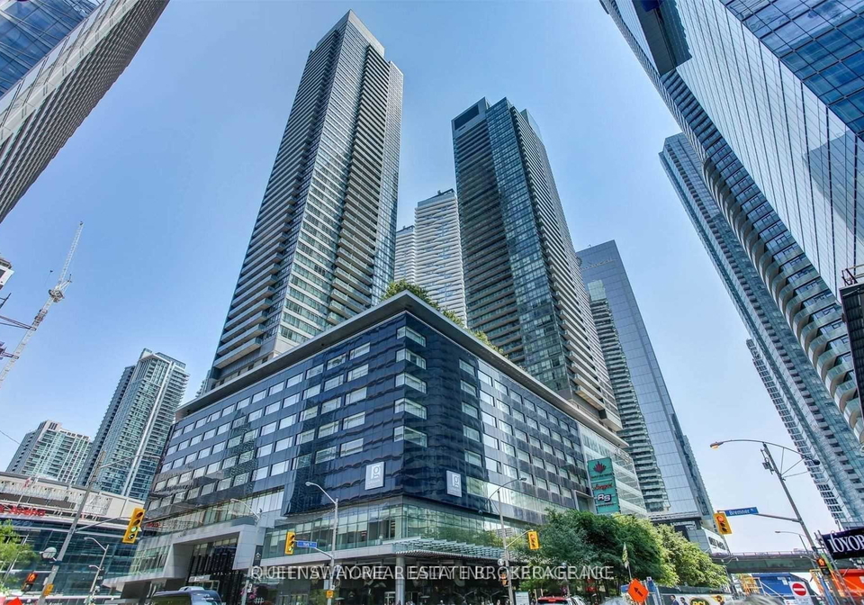 65-bremner-boulevard-toronto-ontario-c12224999