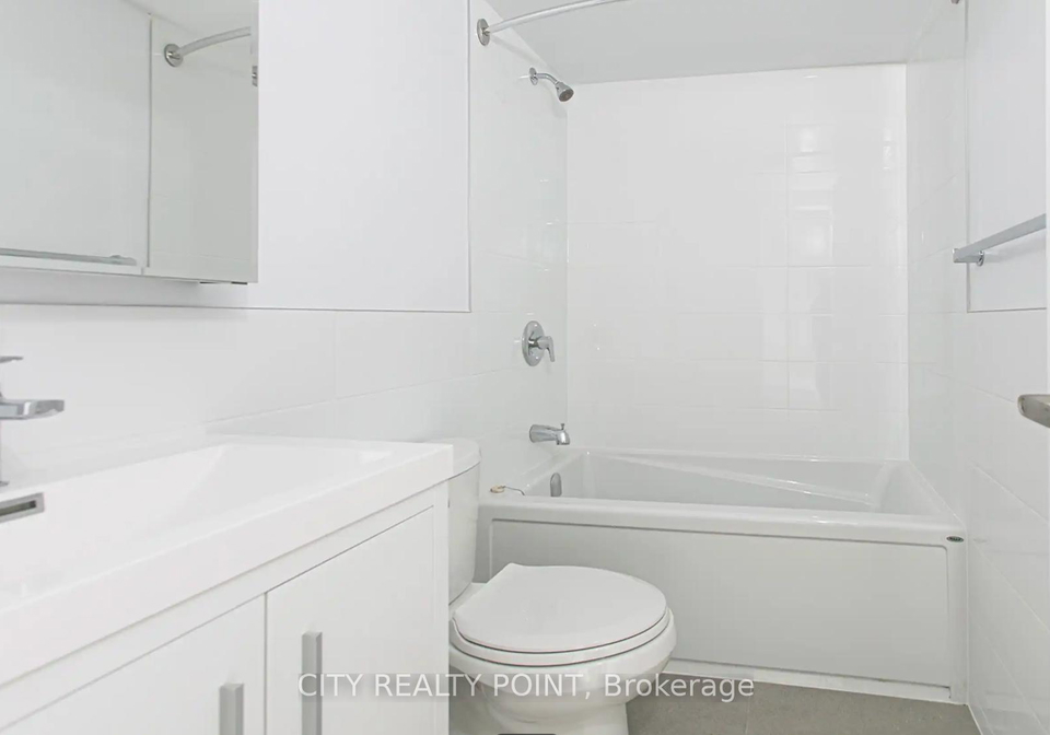 33-isabella-street-toronto-ontario-c12225096
