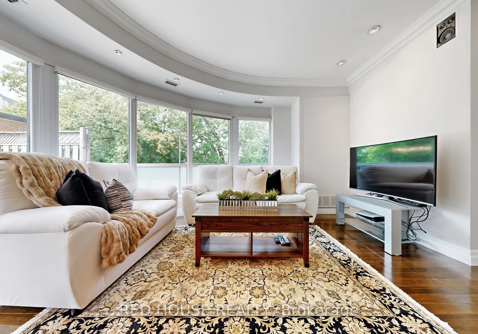 890-sheppard-avenue-w-toronto-ontario-c12225559