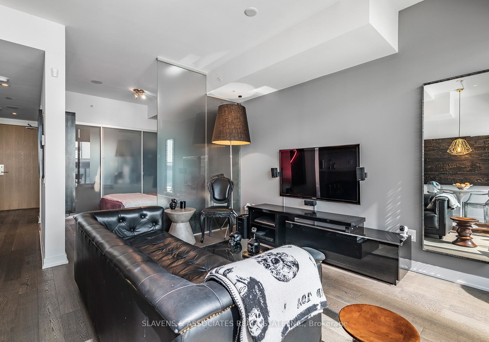 38-stewart-street-toronto-ontario-c12225594