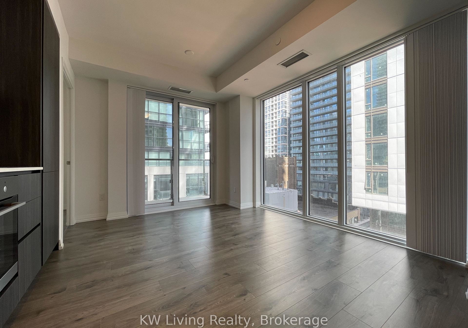 8-widmer-street-toronto-ontario-c12225679