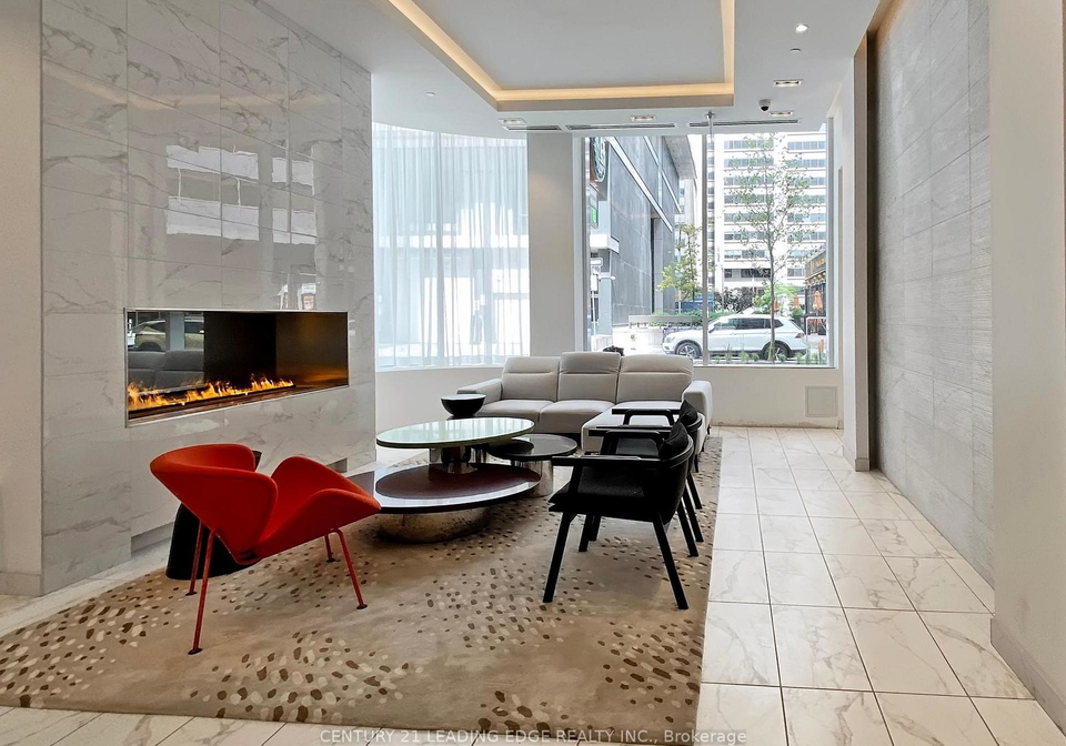 238-simcoe-street-toronto-ontario-c12226025