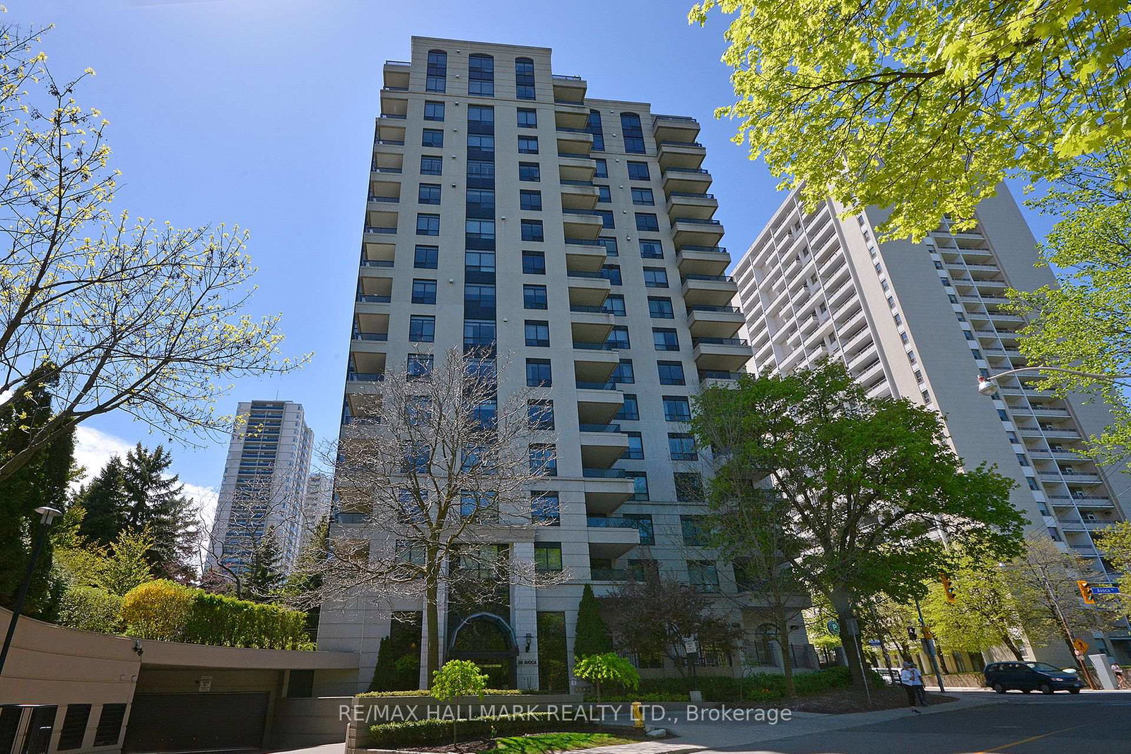 38-avoca-avenue-toronto-ontario-c12226207