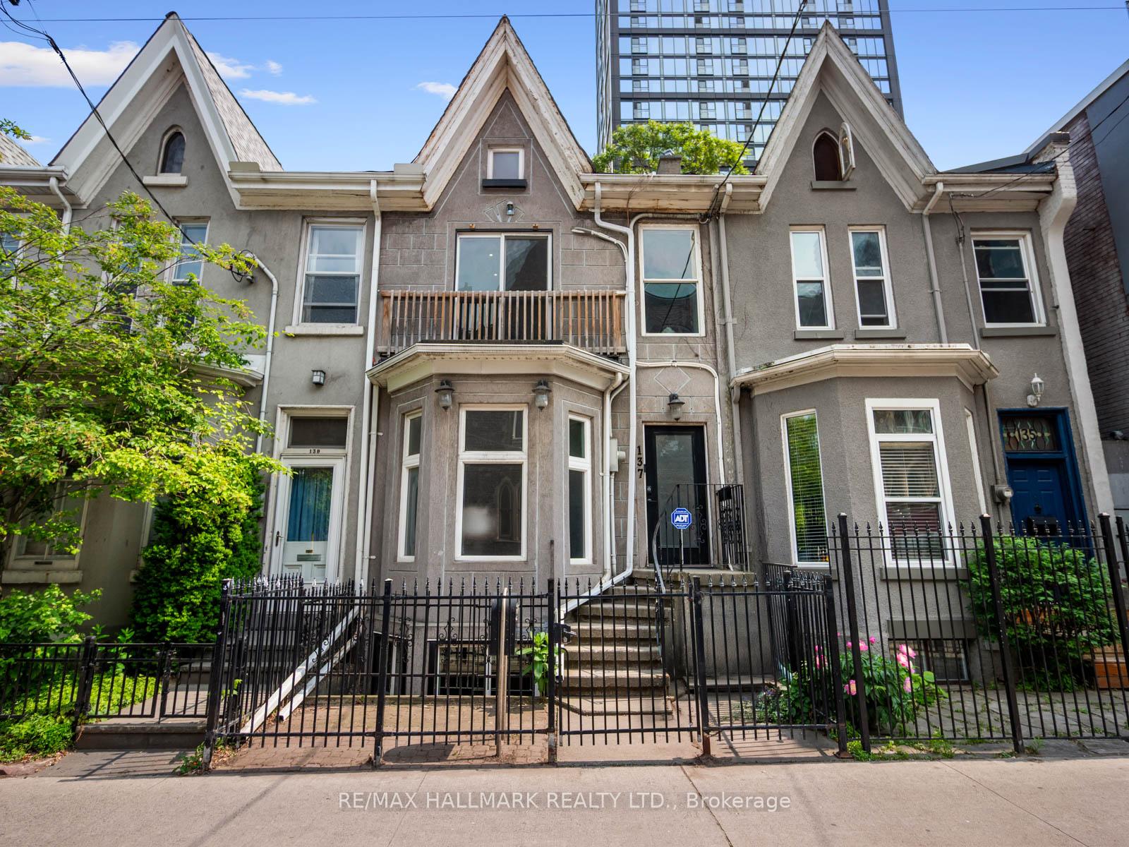 137-gerrard-street-e-toronto-ontario-c12226217