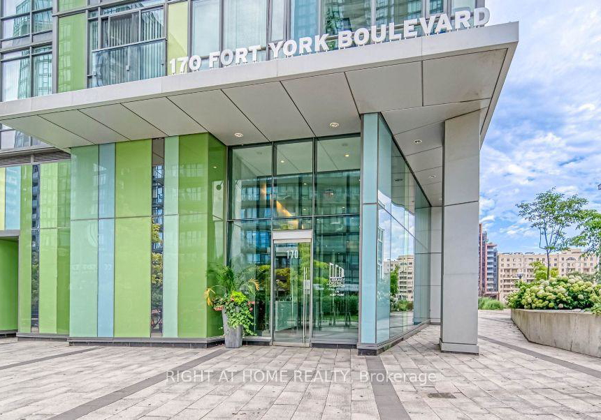 170-fort-york-boulevard-toronto-ontario-c12226335