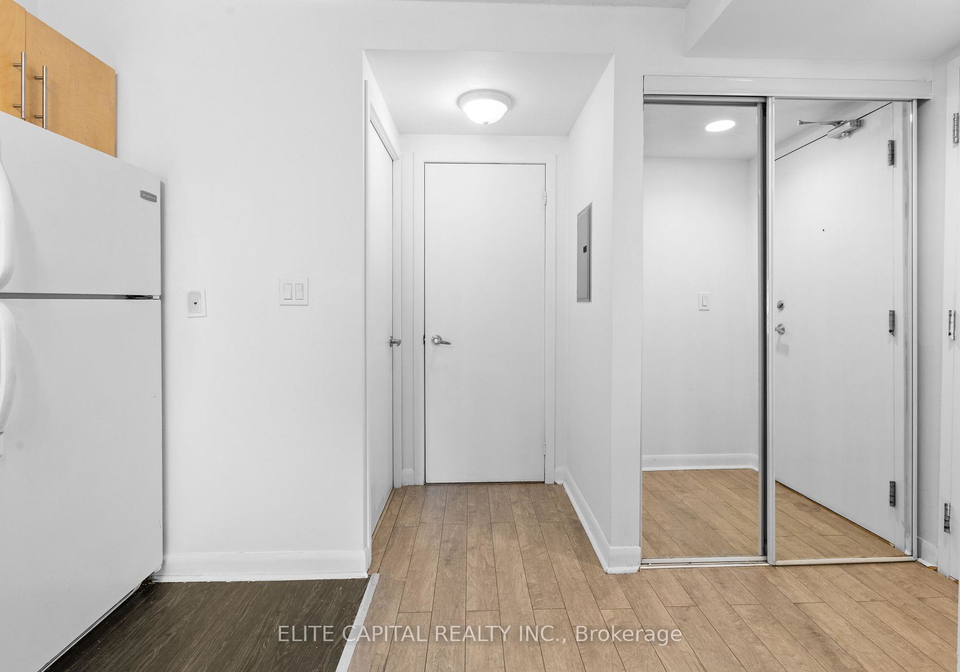600-fleet-street-toronto-ontario-c12226503