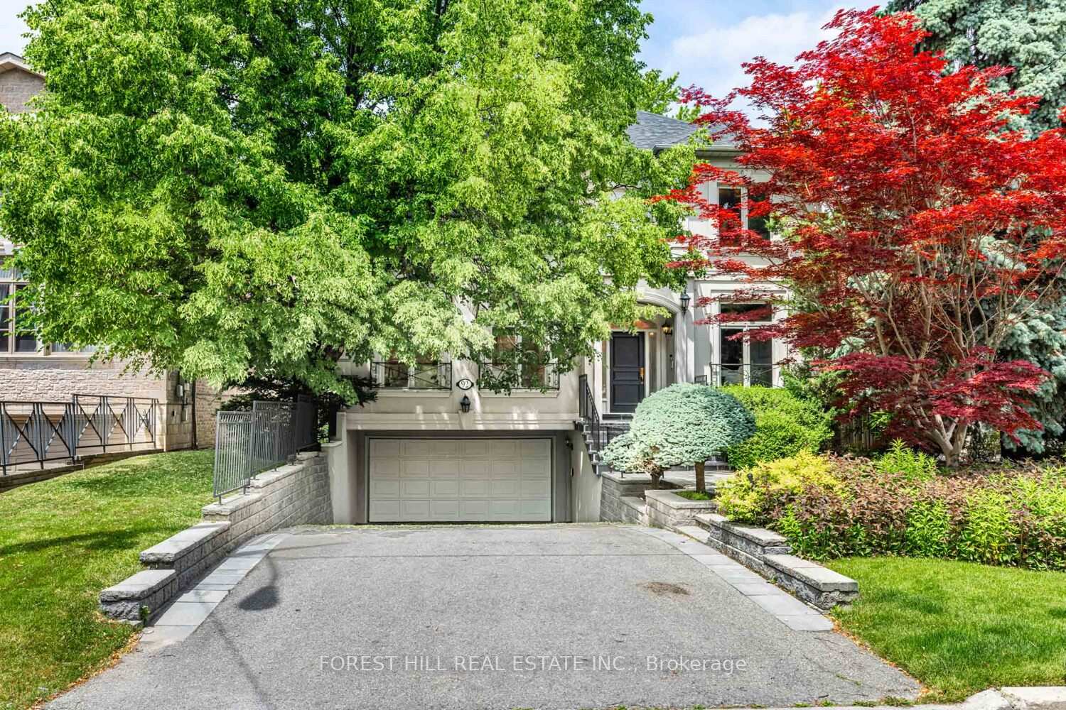 92-munro-boulevard-north-york-ontario-c12226585